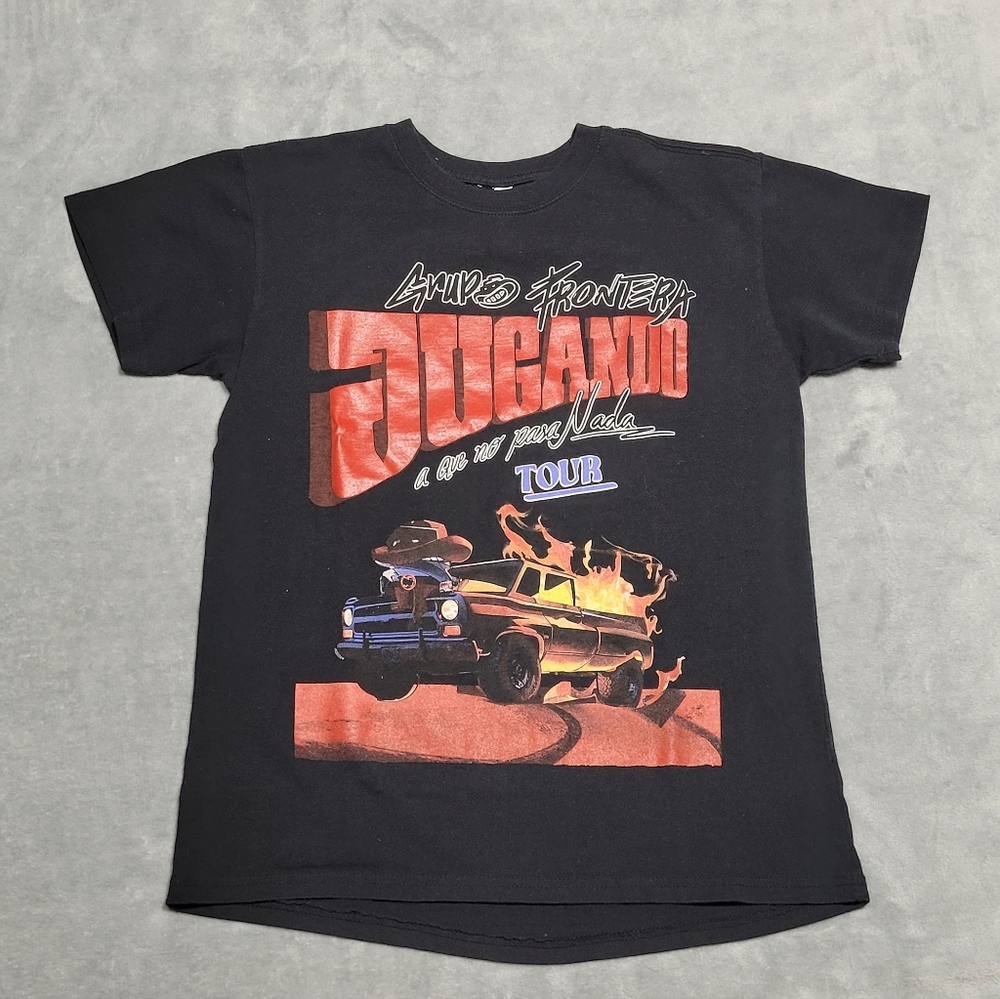 Grupo Frontera Jugando A Que No Pasa Nada Tour Black Graphic Tshirt Sz Small